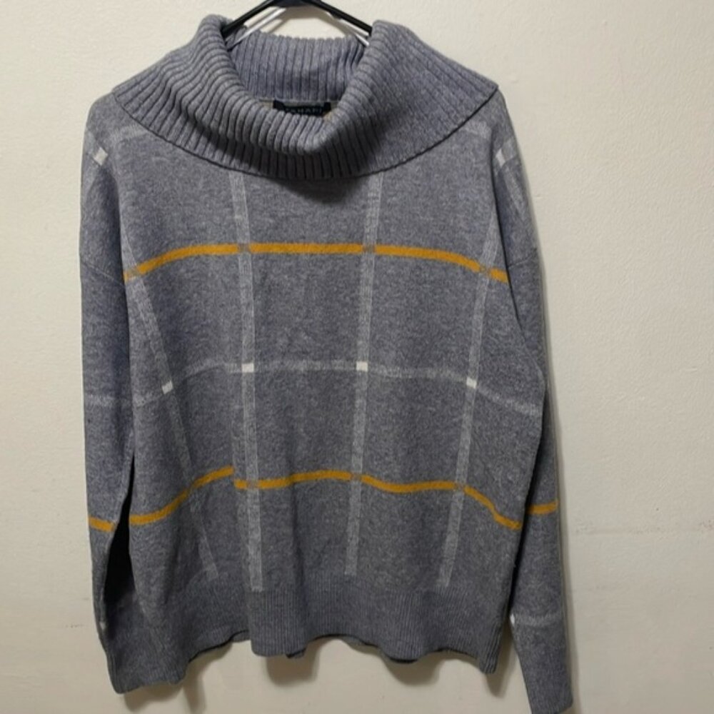 Tahari women’s turtleneck sweater grey yellow size large